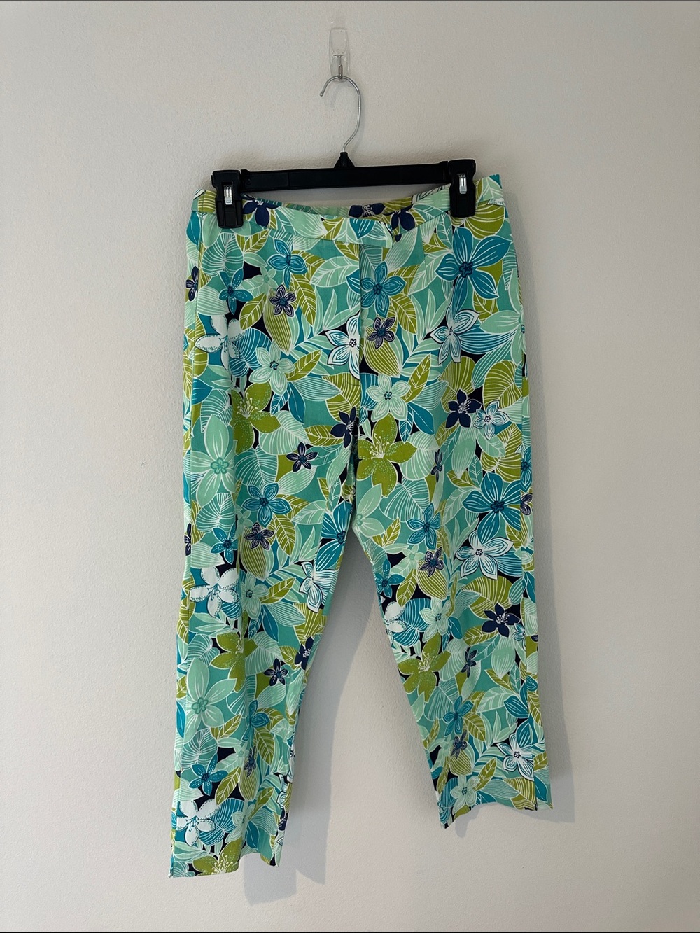 Floral Vintage Cotton Print Capri Pants in Aqua & Lime Size 8